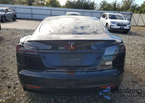 2022 Tesla Model S z USA, uszkodzony, nr VIN 5YJSA1E69NF478564